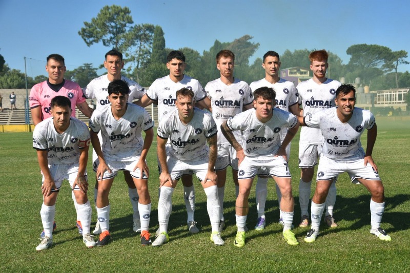 Tucker empieza a definir los once para buscar la final